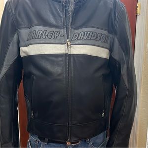 EUC - Harley Davidson Leather Jacket (2XL)